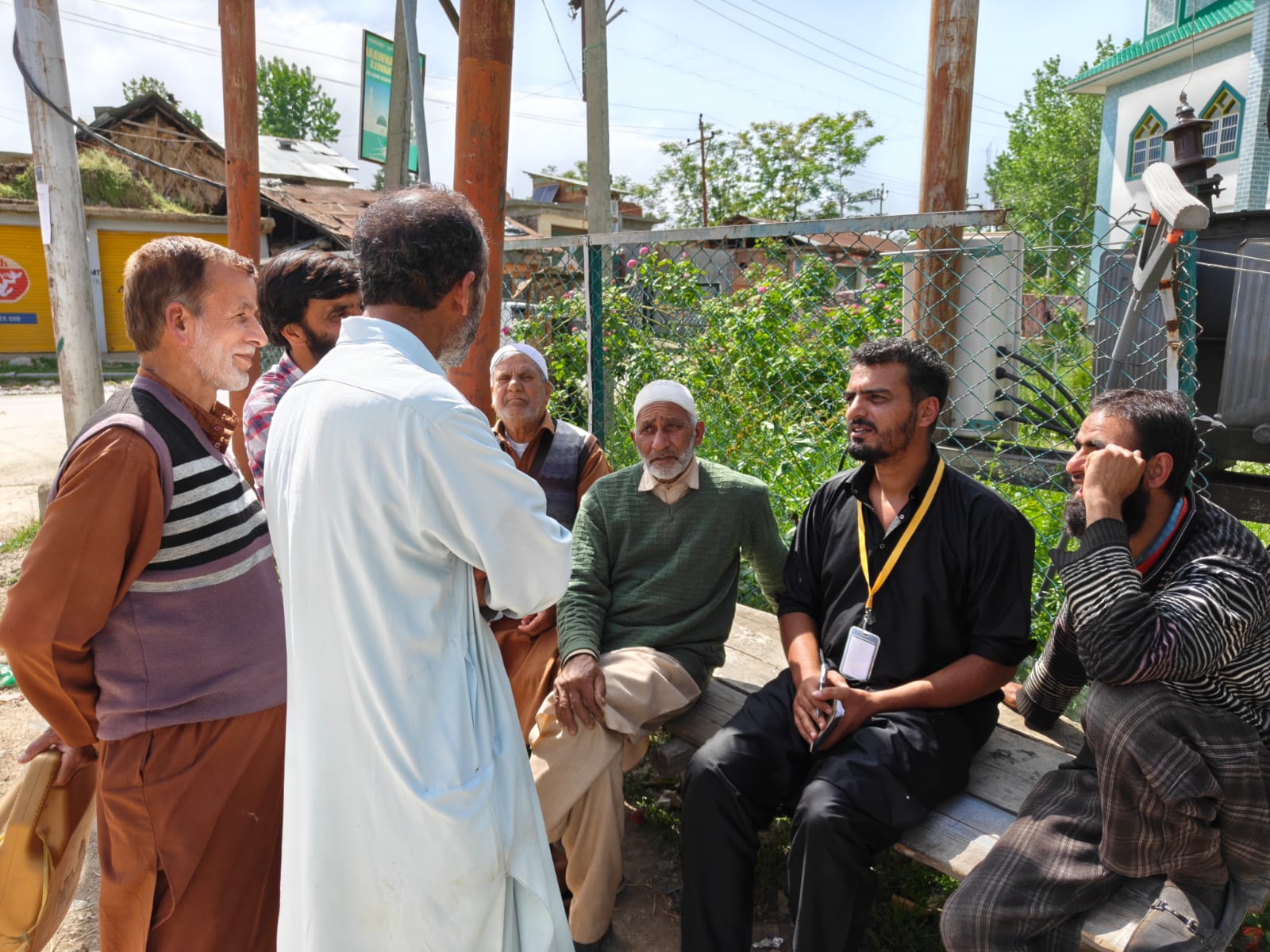 Kashmir Apple Study Field Photo